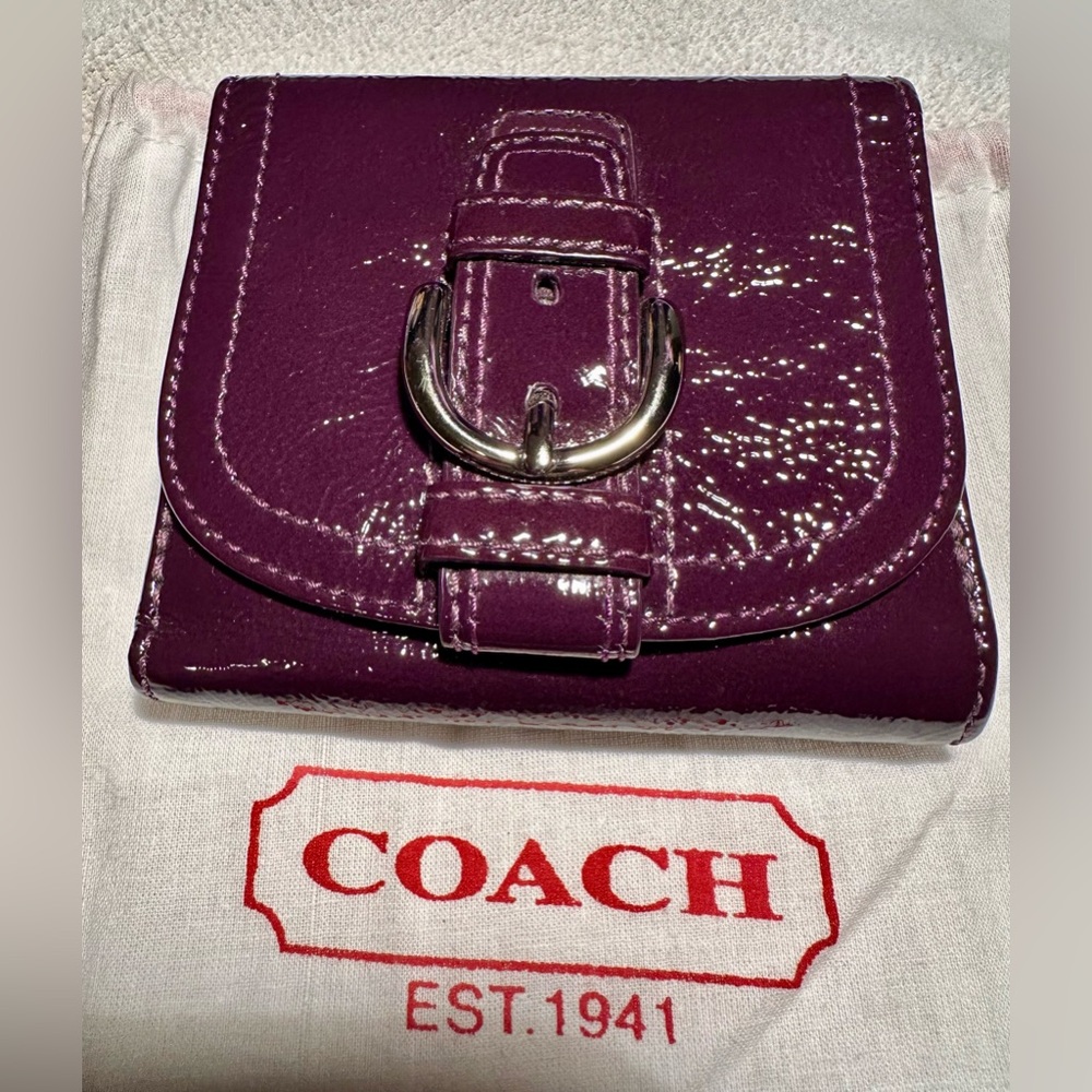 Coach SoHo purple patent leather French purse